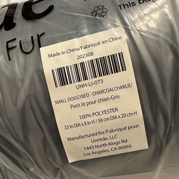 UnHide Small Floof Pet Bed - Picture 6 of 9